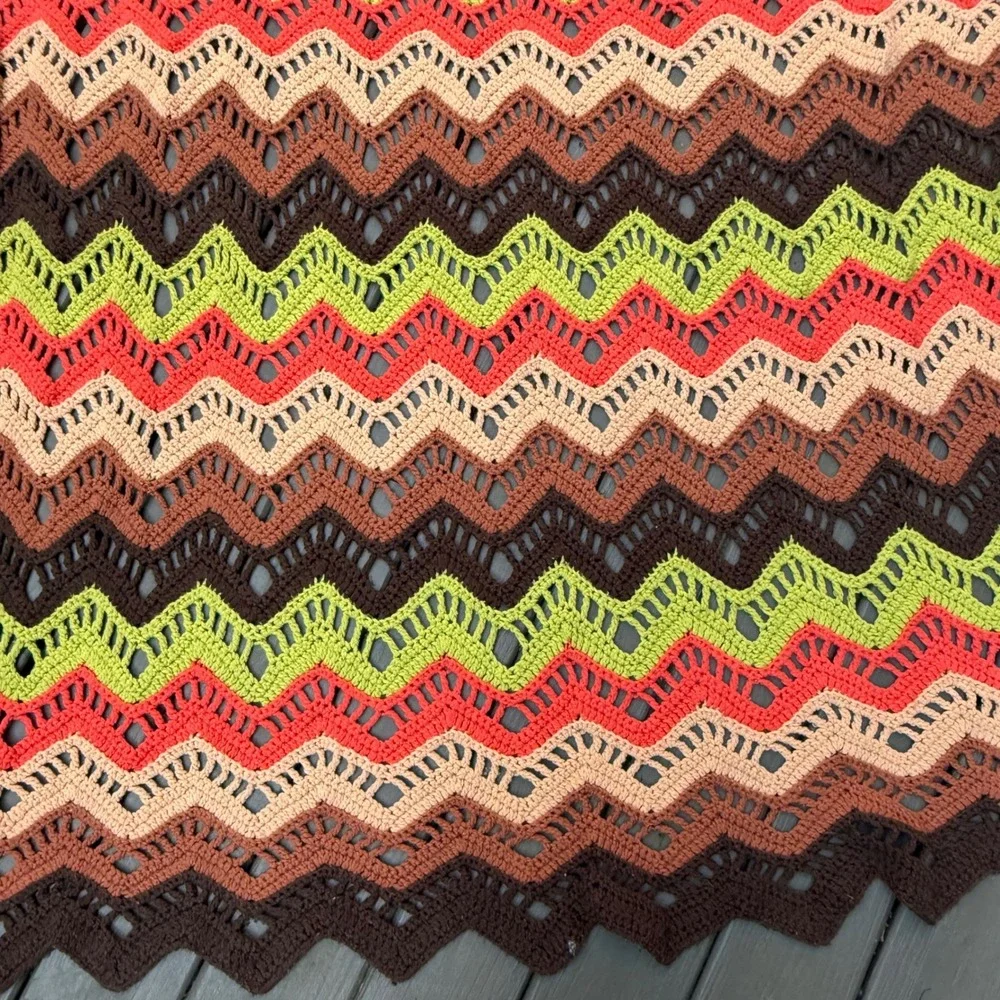 2.8.7 Handmade Crochet Chevron Ripple Afghan 69x63 Brown Green Orange Retro Boho